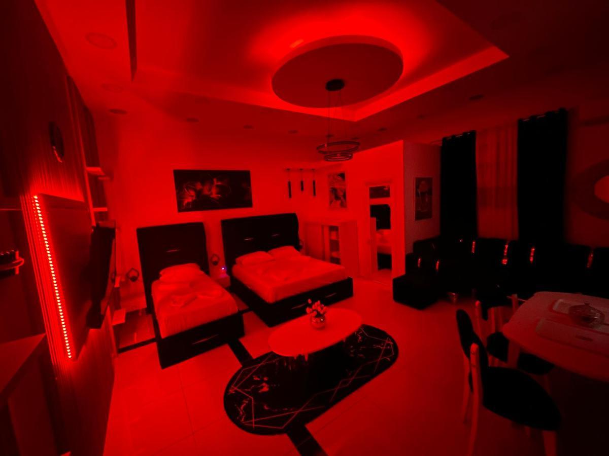 Esto'S Apartament Near Tirana Airport 1 - Self Checkin -Netflix - Free Parking Valjiosi Eksteriør bilde